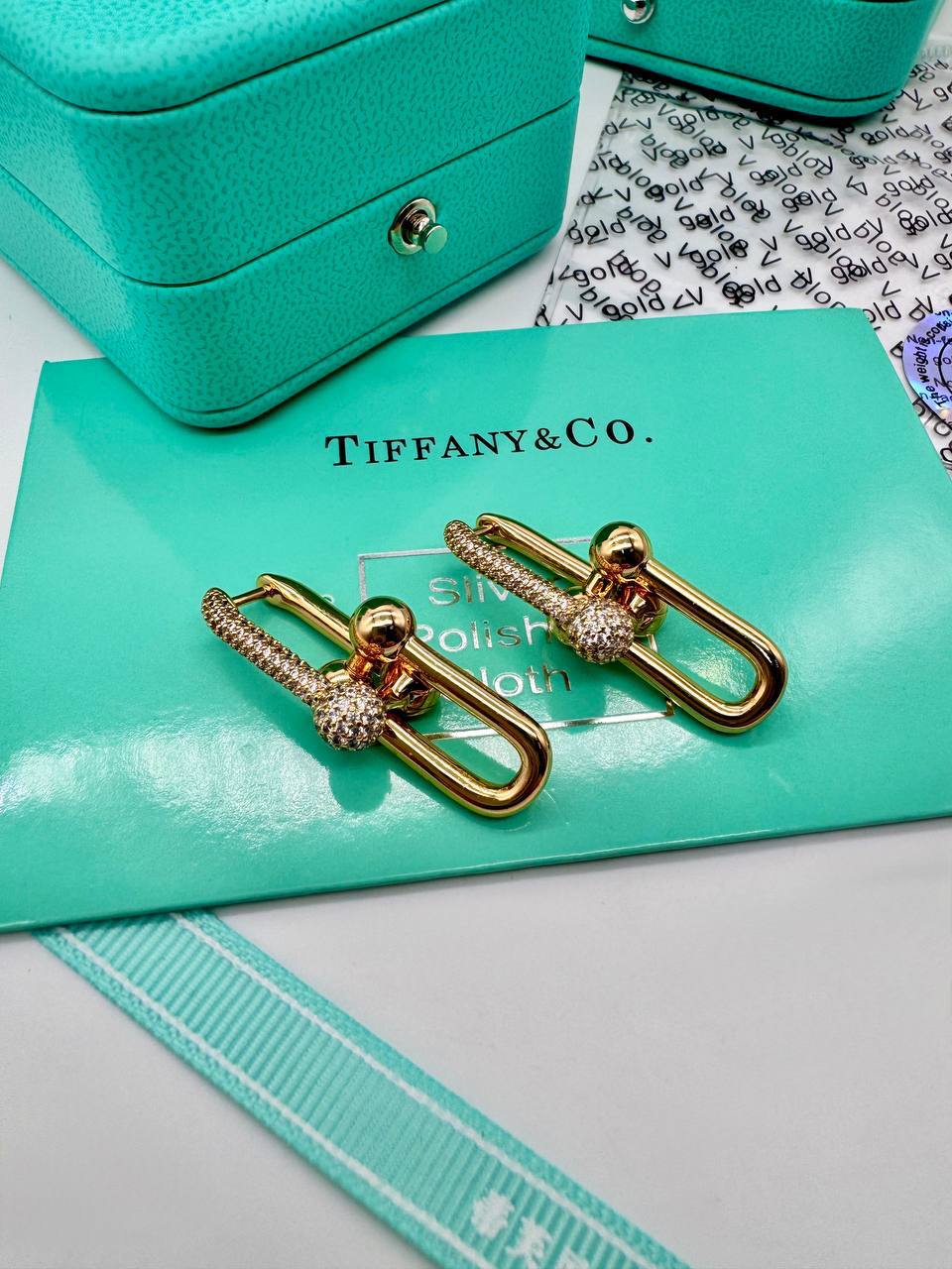 Фото Серьги Tiffany & Co HardWear S9757