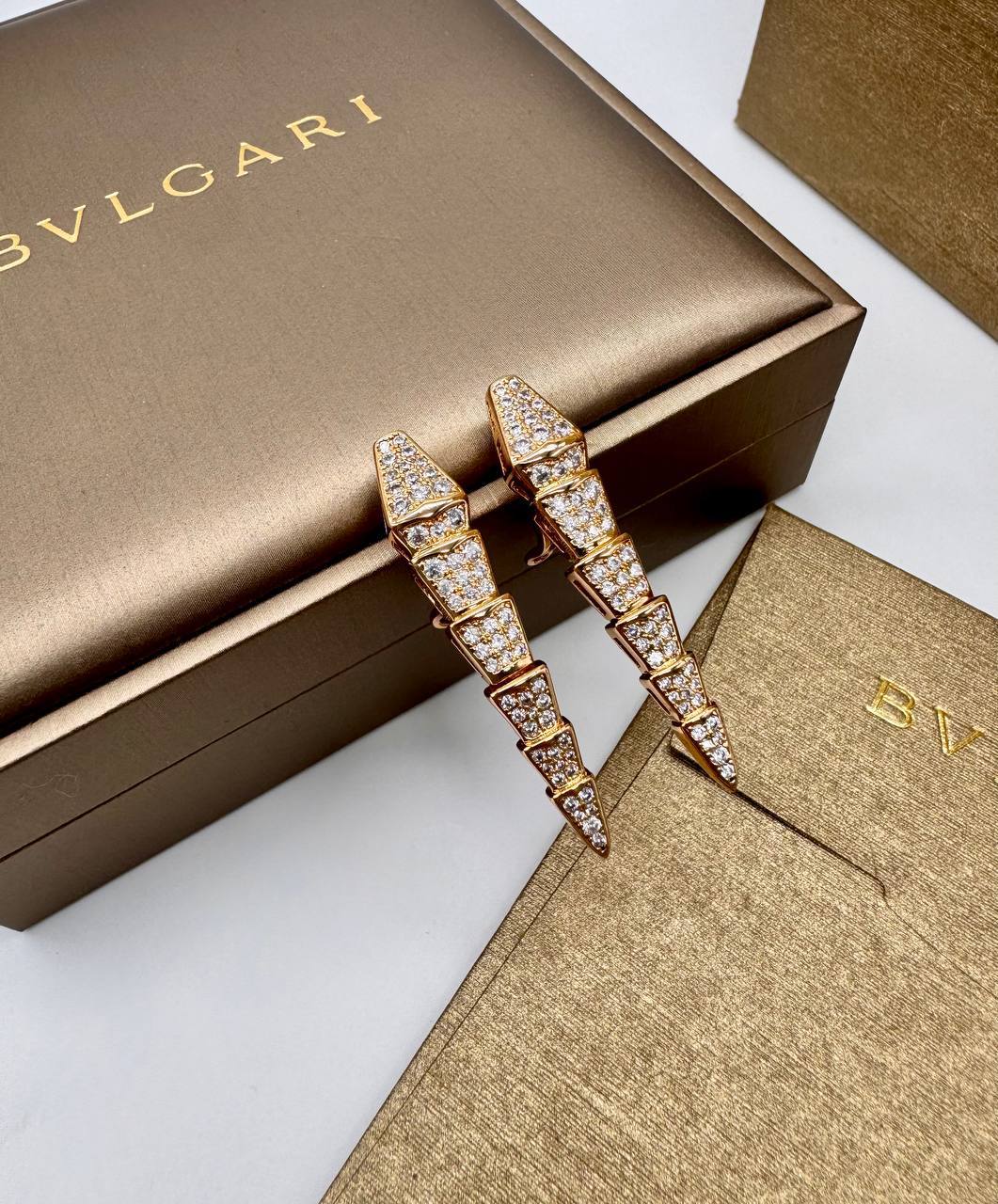 Фото Серьги Bvlgari Serpenti Viper S9772
