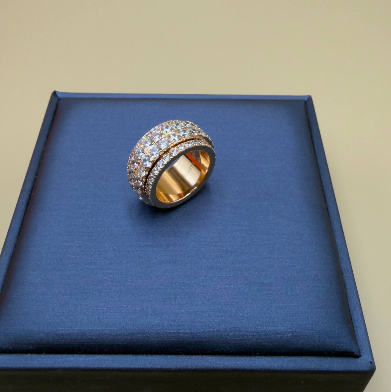 Фото Кольцо Piaget Possession S9787