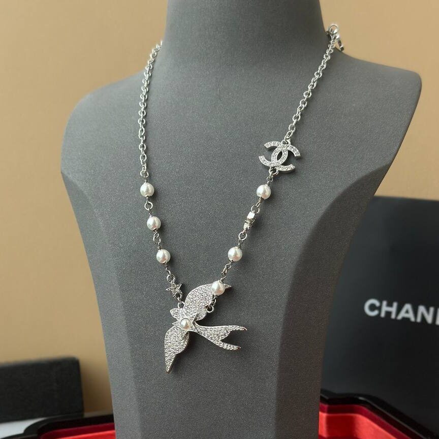 Фото Брошь Chanel S9895