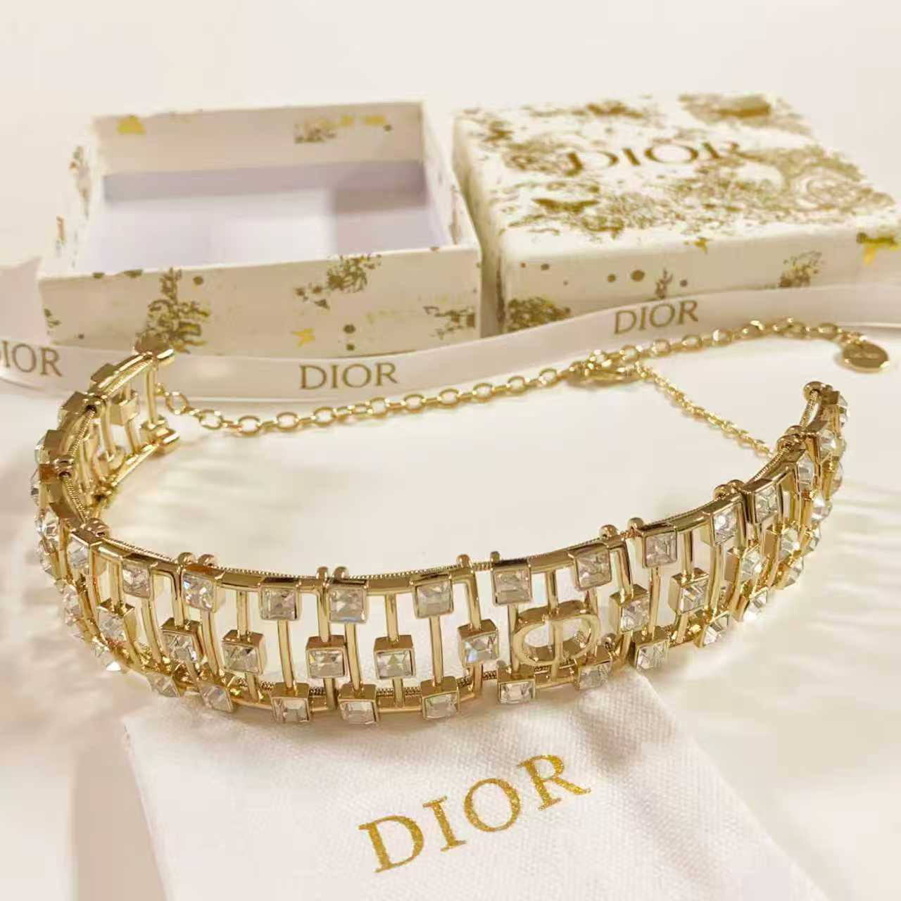 Фото Колье-чокер Dior S9984