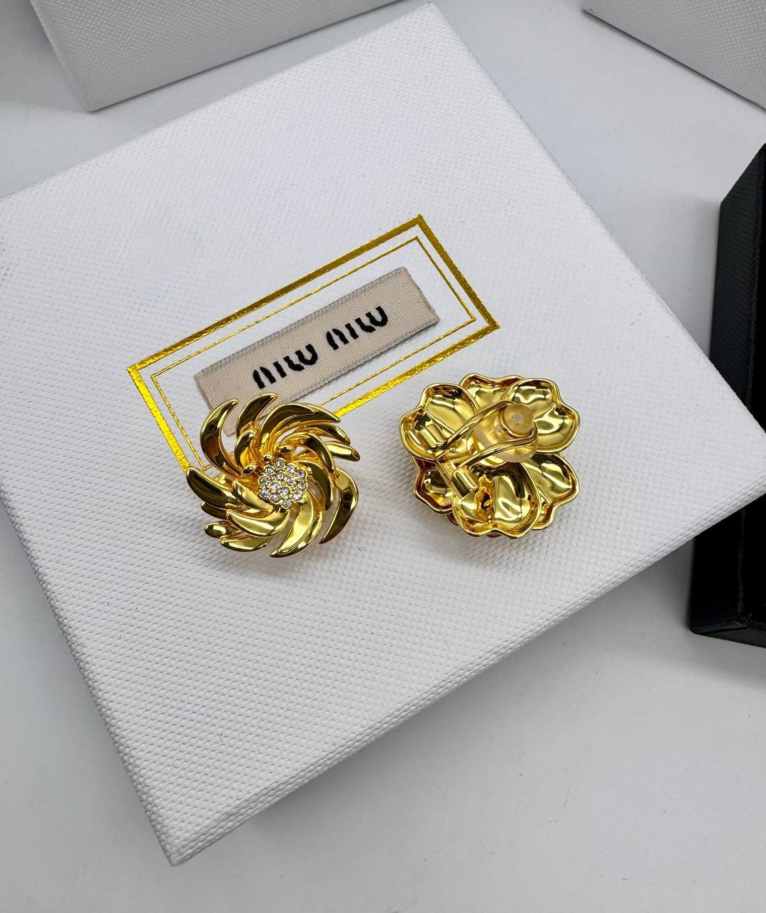 Фото Серьги-клипсы Miu Miu S9992