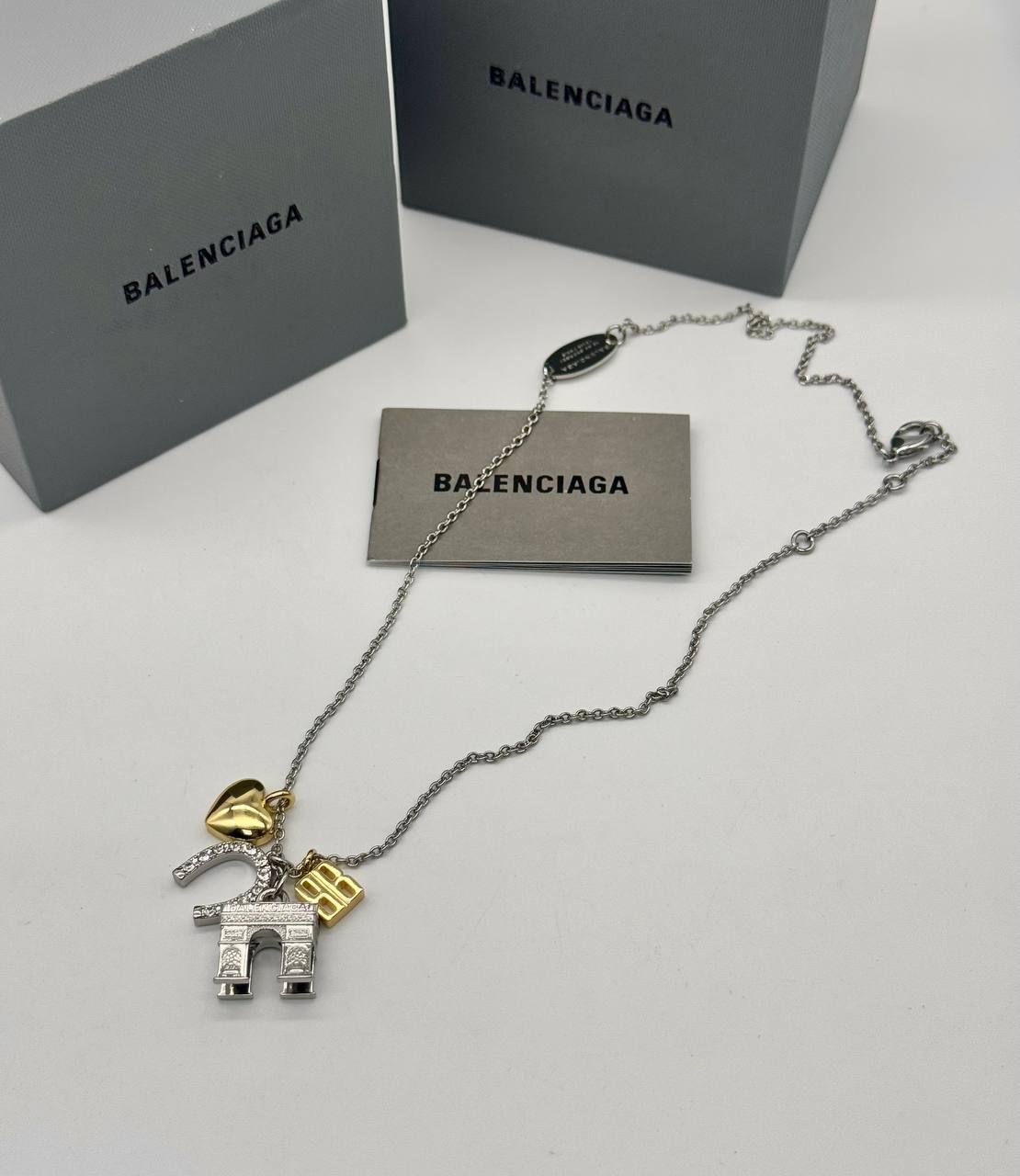 Фото Колье Balenciaga S10042