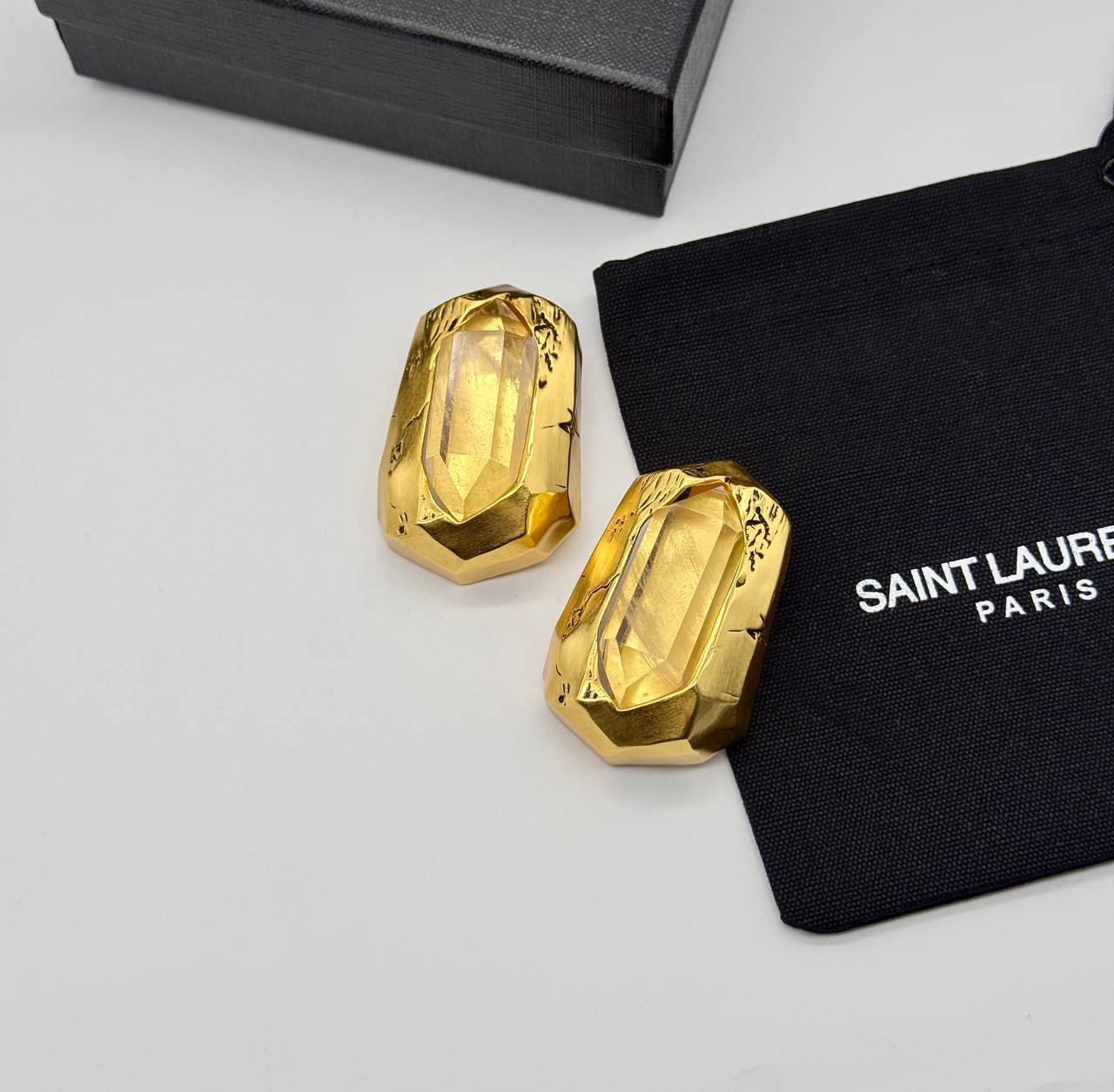 Фото Серьги-клипсы Yves Saint Laurent S10053