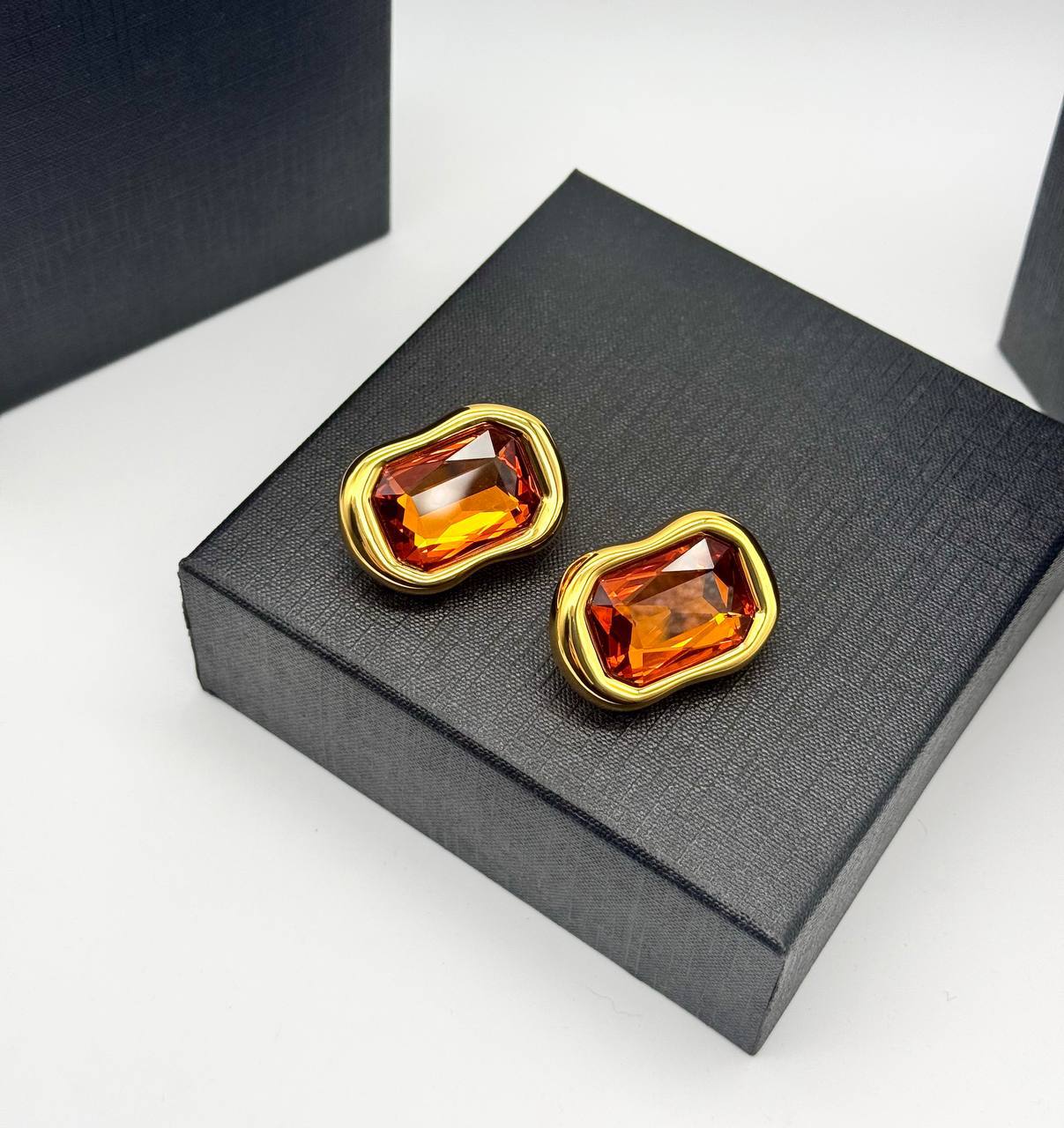Фото Серьги-клипсы Givenchy S10057