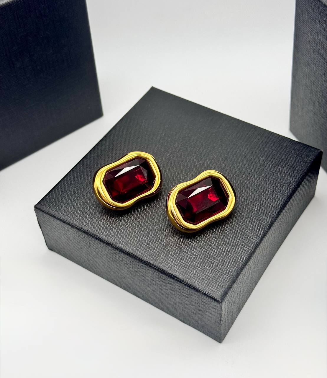 Фото Серьги-клипсы Givenchy S10058