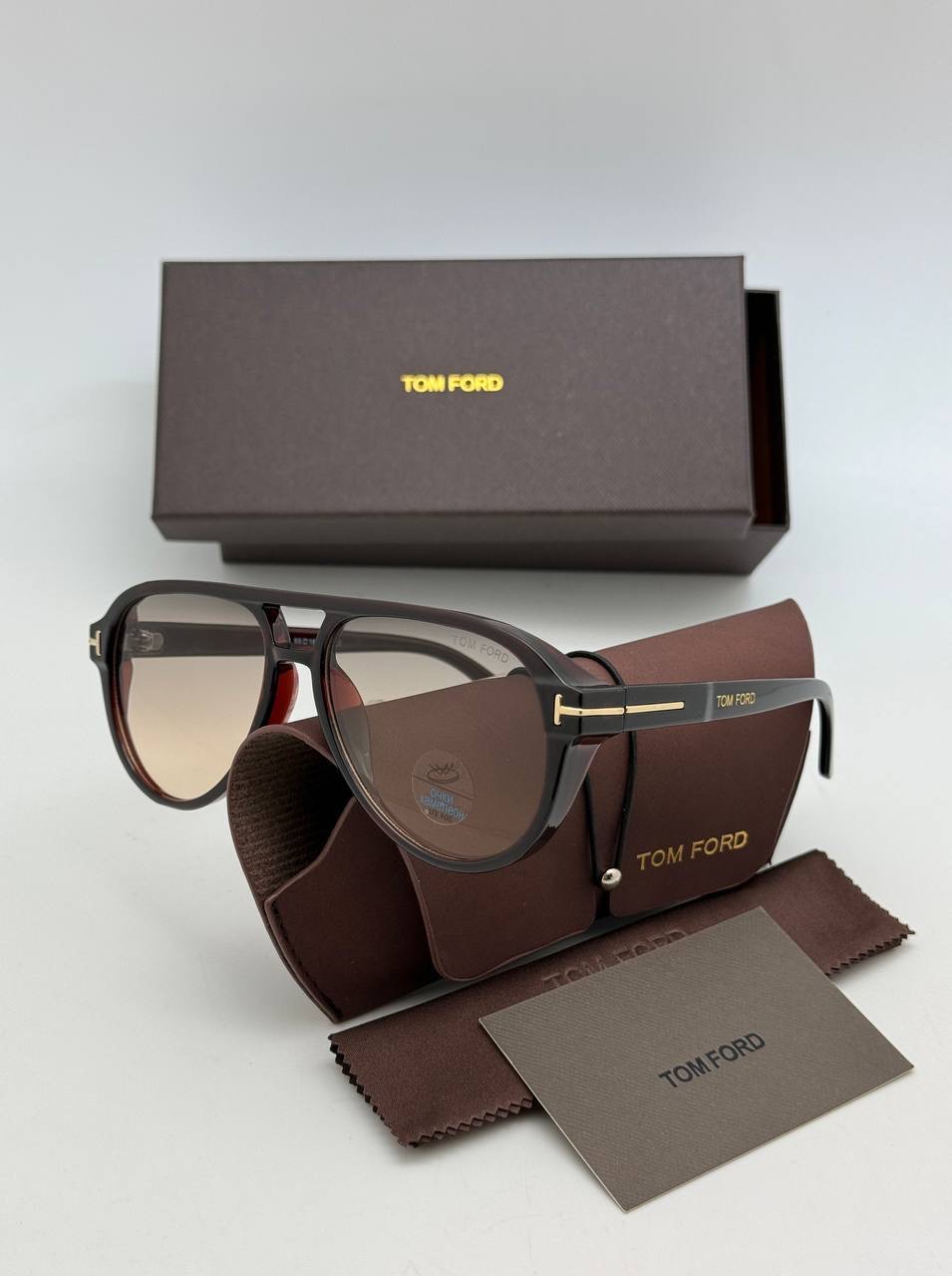 Фото Очки Tom Ford S10335