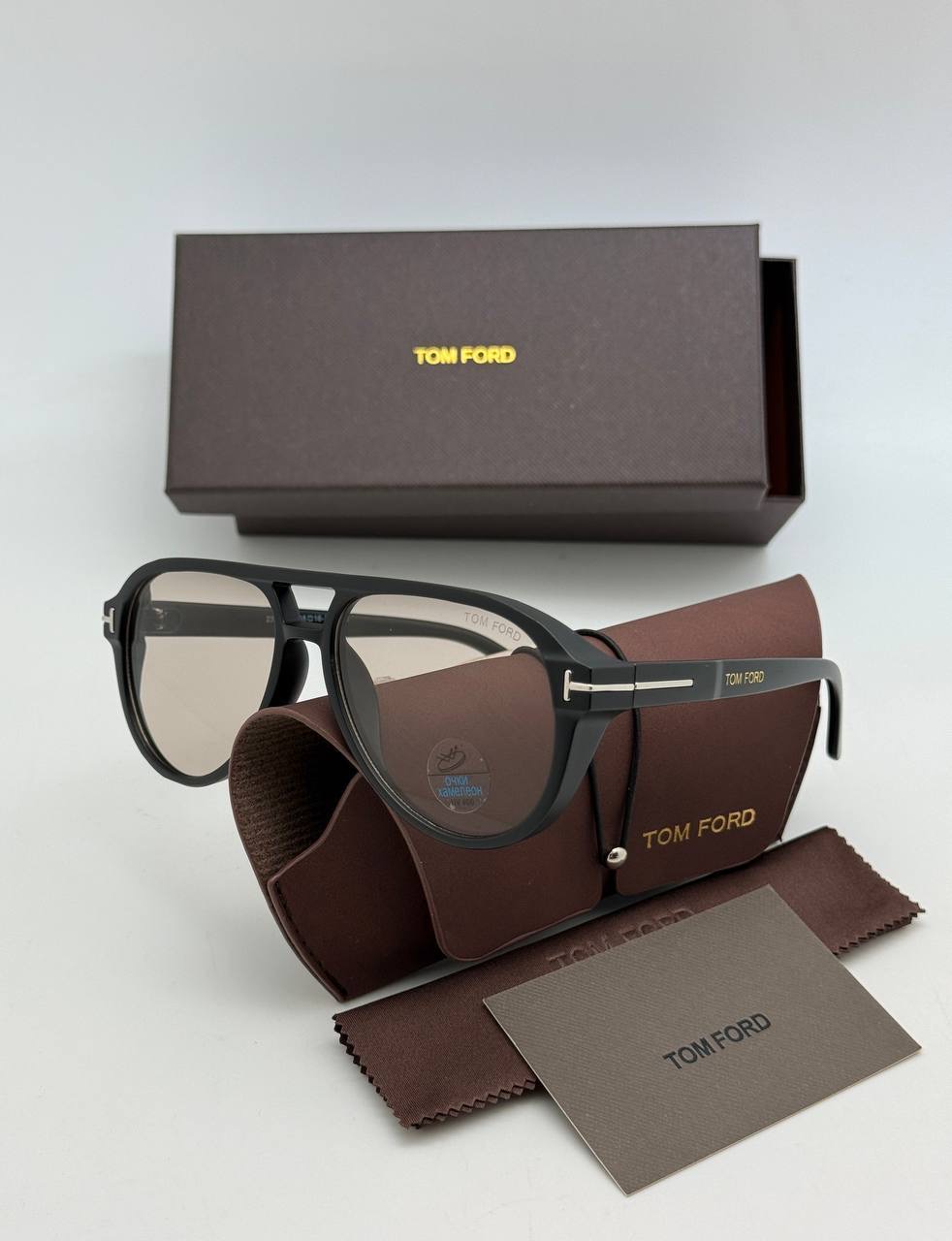 Фото Очки Tom Ford S10337