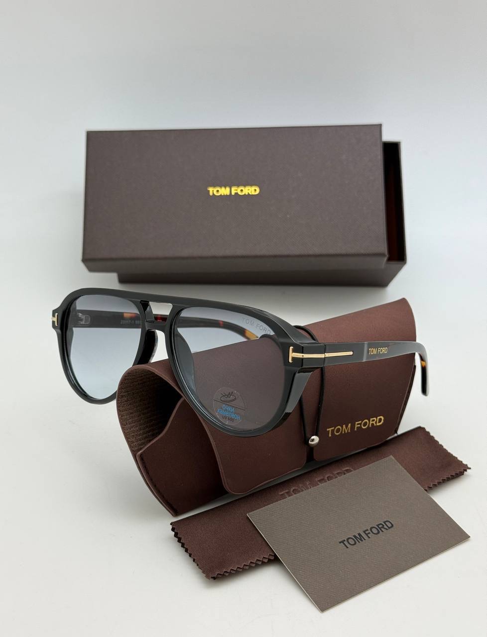 Фото Очки Tom Ford S10339