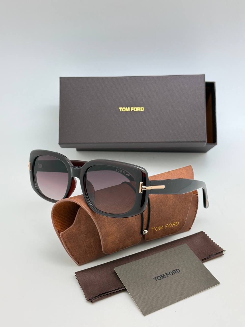 Фото Очки Tom Ford S10539