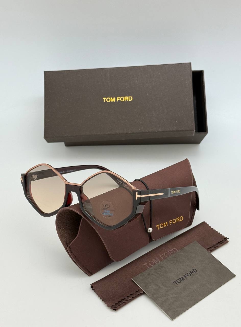 Фото Очки Tom Ford S10581
