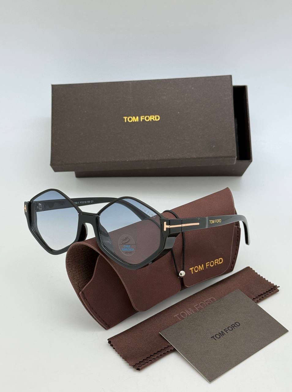 Фото Очки Tom Ford S10582