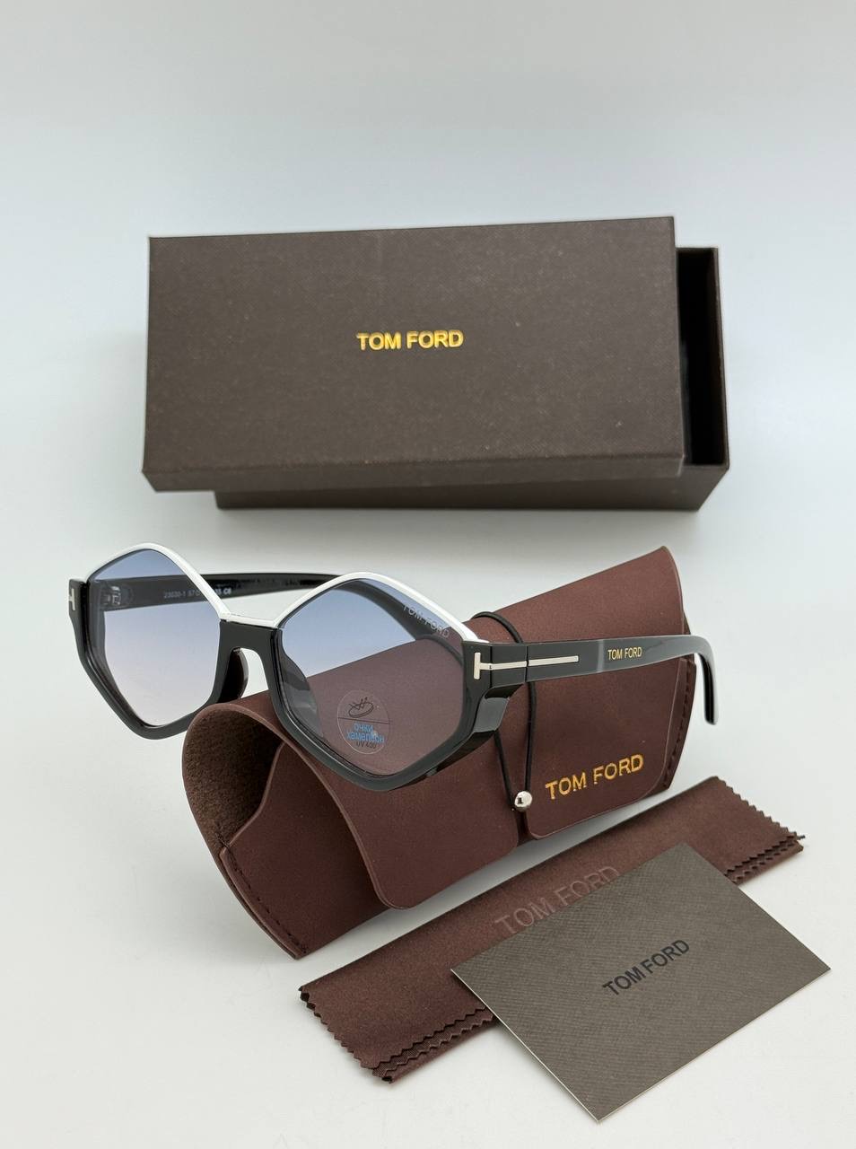 Фото Очки Tom Ford S10583