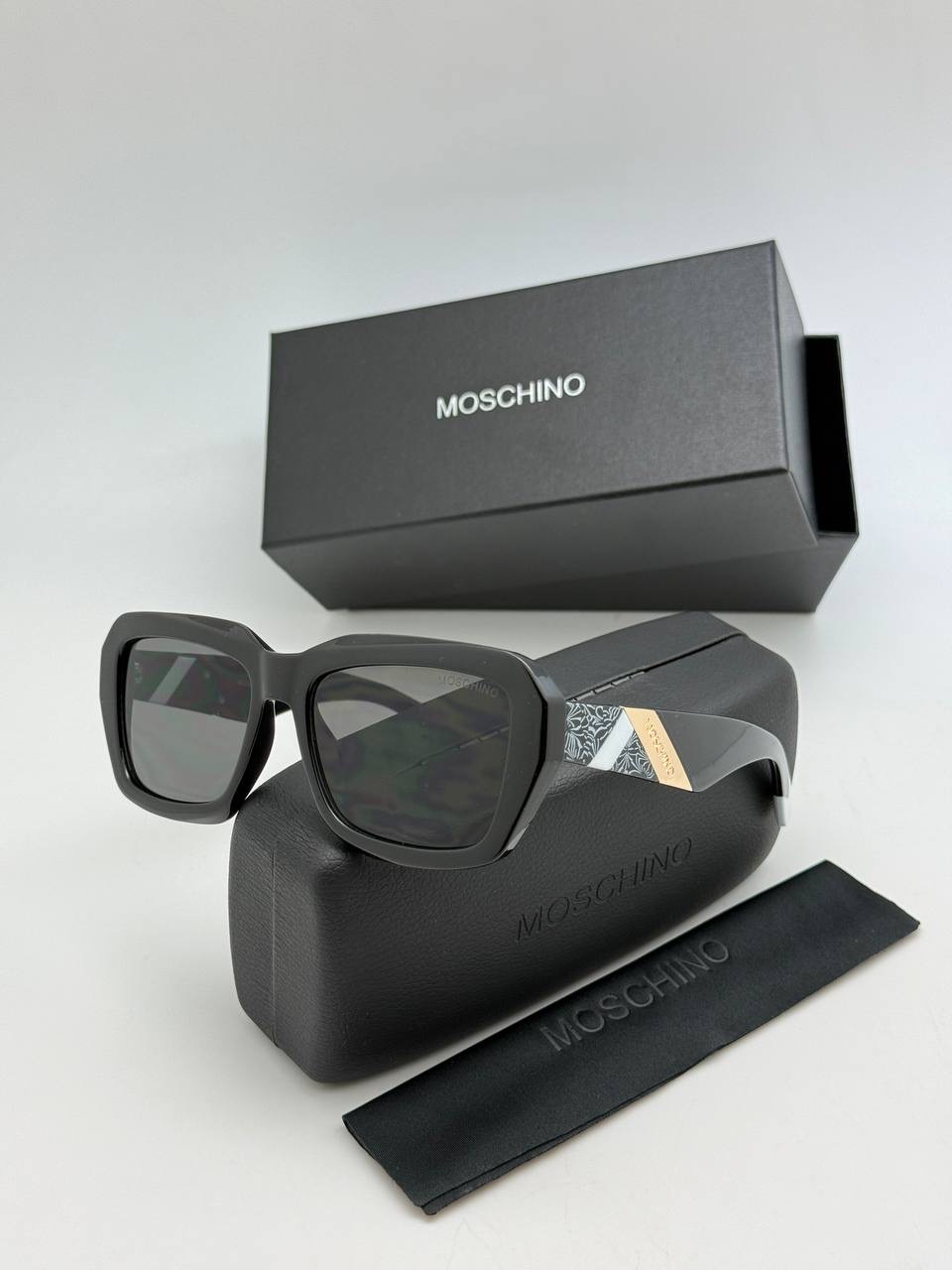 Фото Очки Moschino S10595