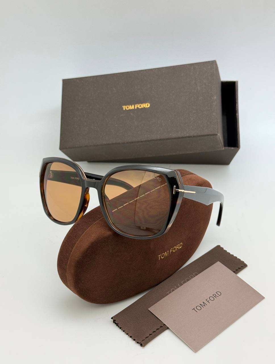 Фото Очки Tom Ford S10598