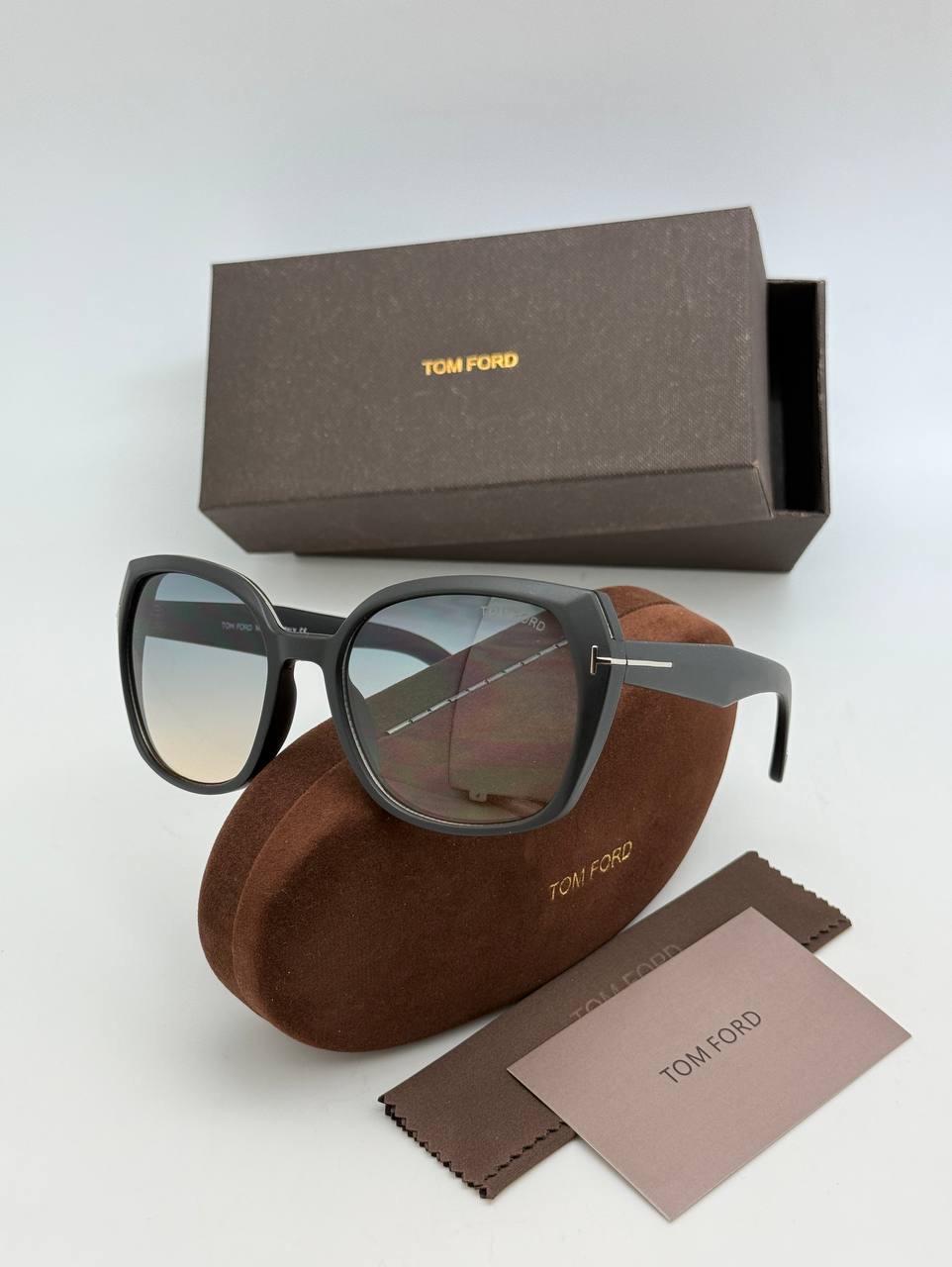 Фото Очки Tom Ford S10601