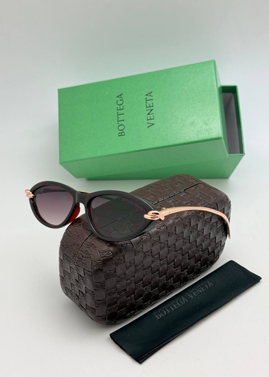 Фото Очки Bottega Veneta Knot S10606