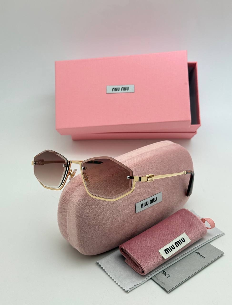Фото Очки Miu Miu S10620