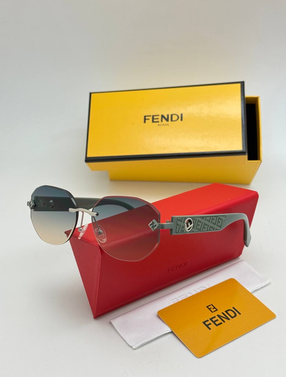 Фото Очки Fendi S10634