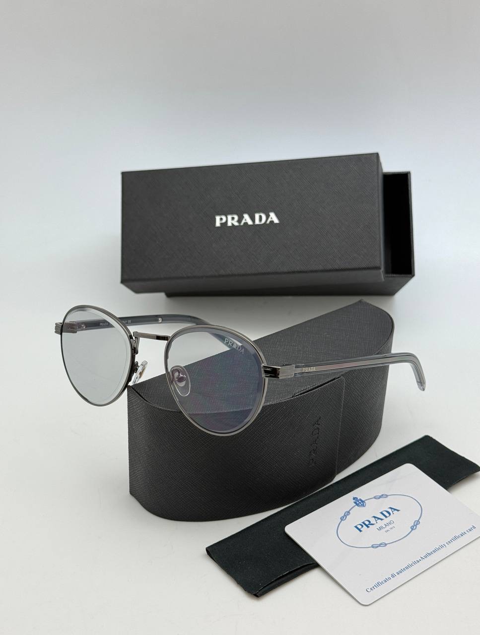 Фото Очки Prada S10649