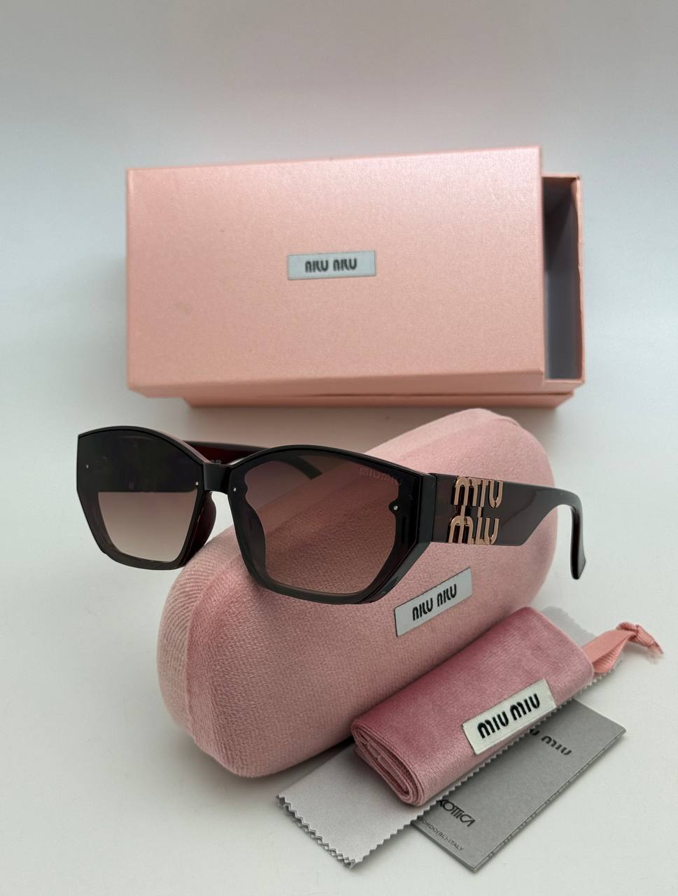 Фото Очки Miu Miu S10222