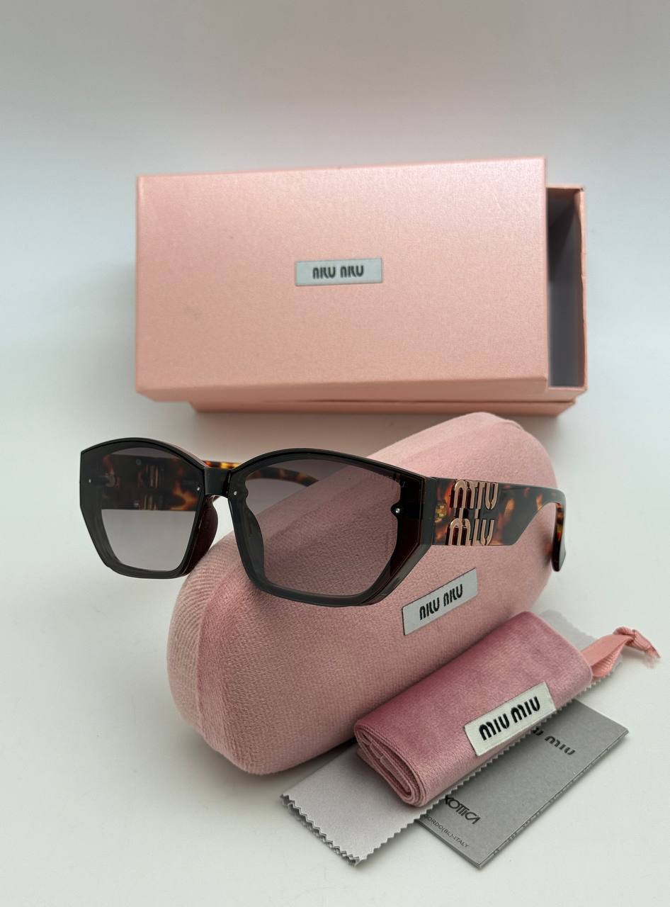 Фото Очки Miu Miu S10225