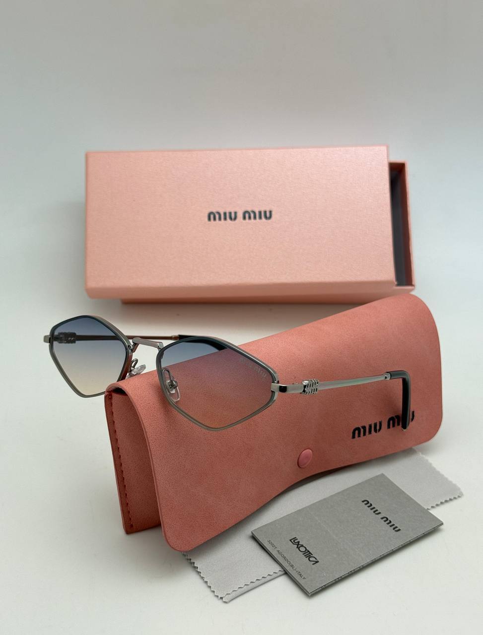 Фото Очки Miu Miu S10304
