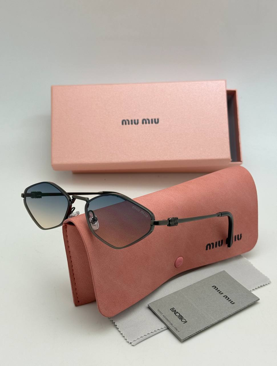 Фото Очки Miu Miu S10309