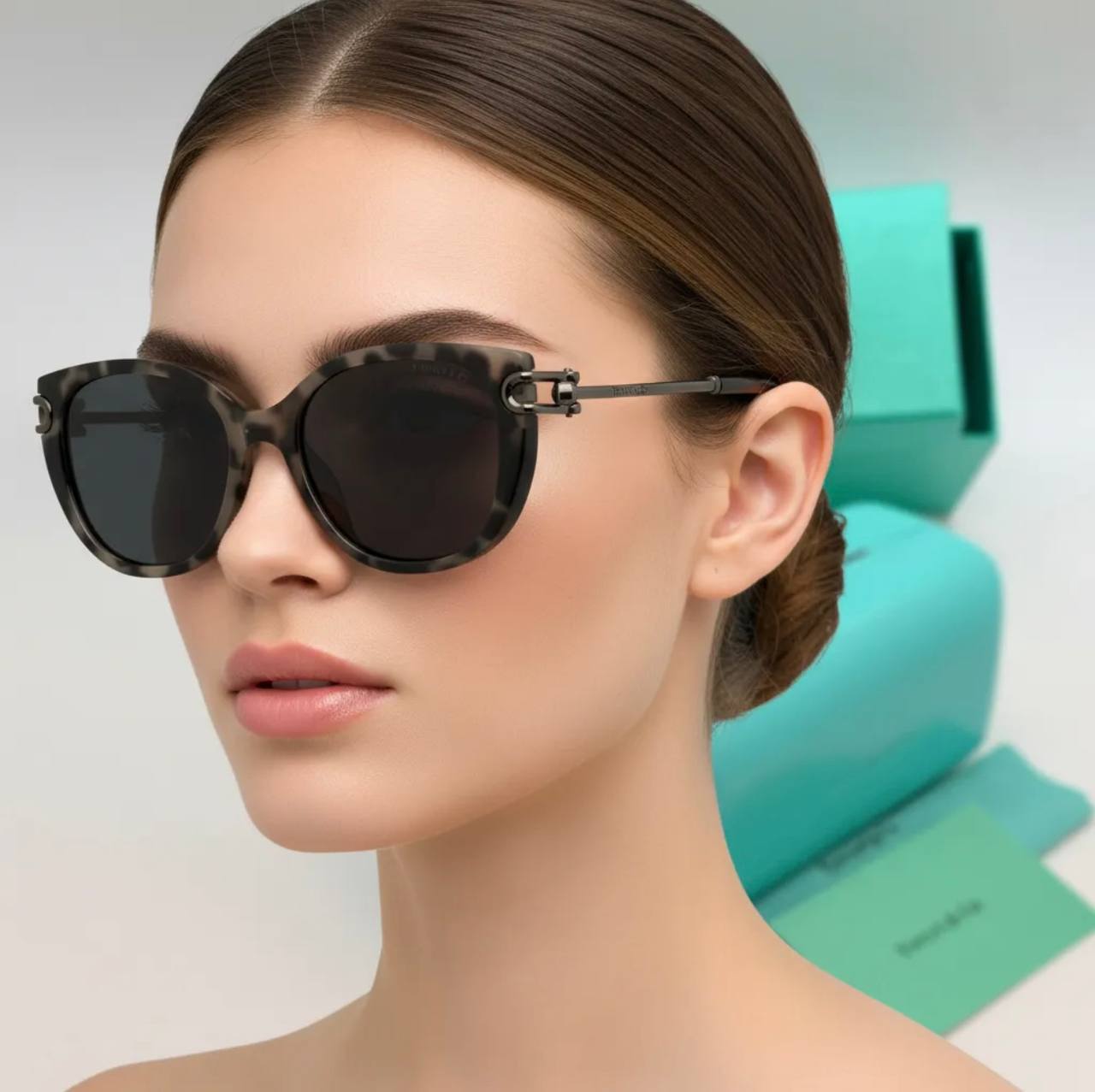Фото Очки Tiffany & Co HardWear S10328
