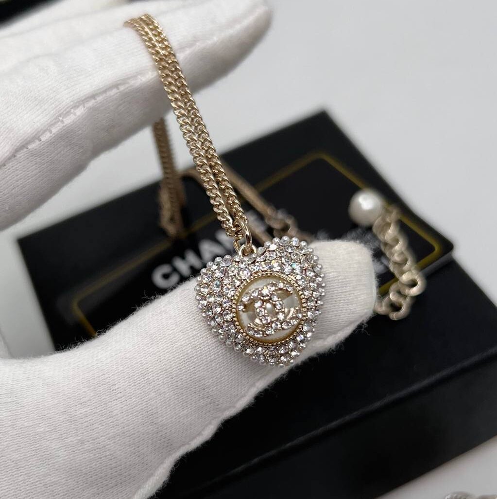 Фото Колье Chanel B5386