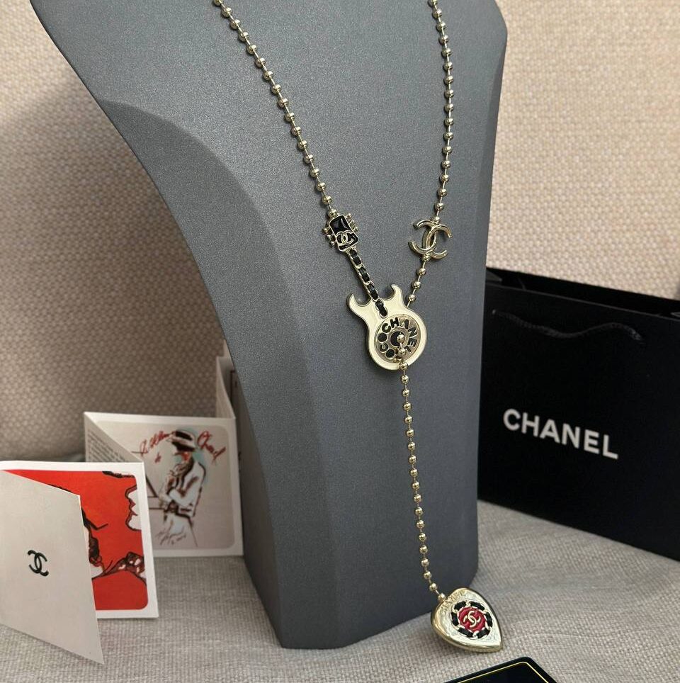 Фото Колье Chanel B5446