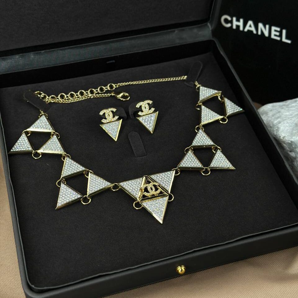 Фото Серьги Chanel B5481