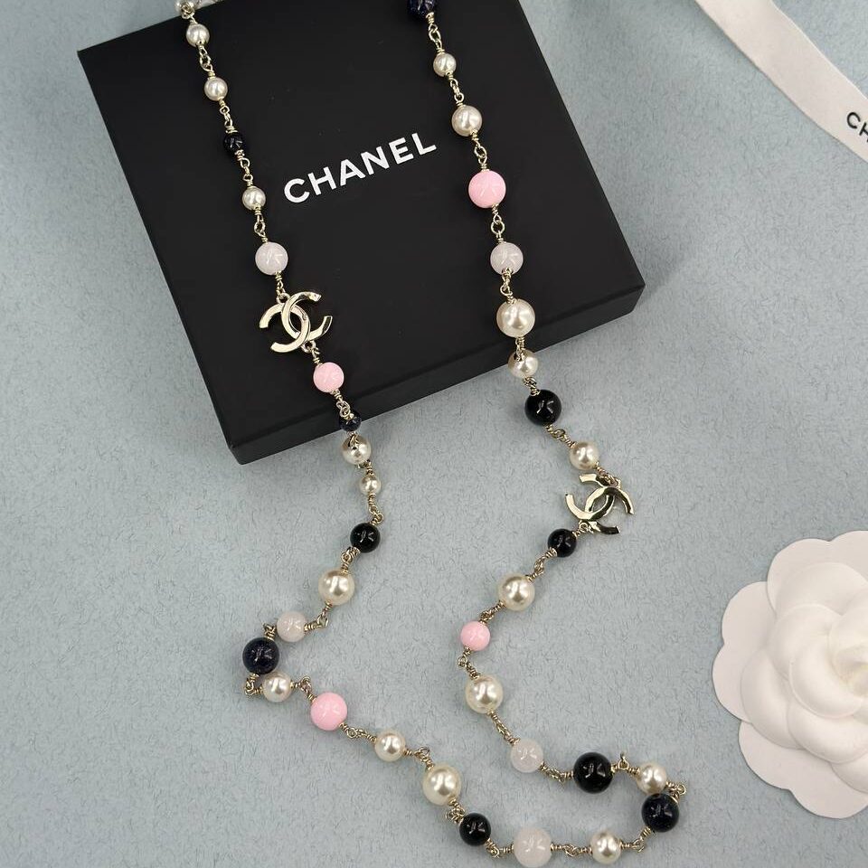 Фото Бусы Chanel B5497