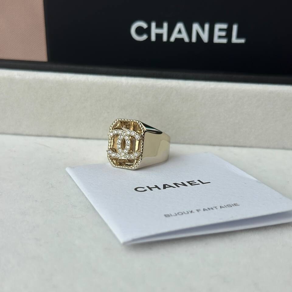 Фото Кольцо Chanel B5501