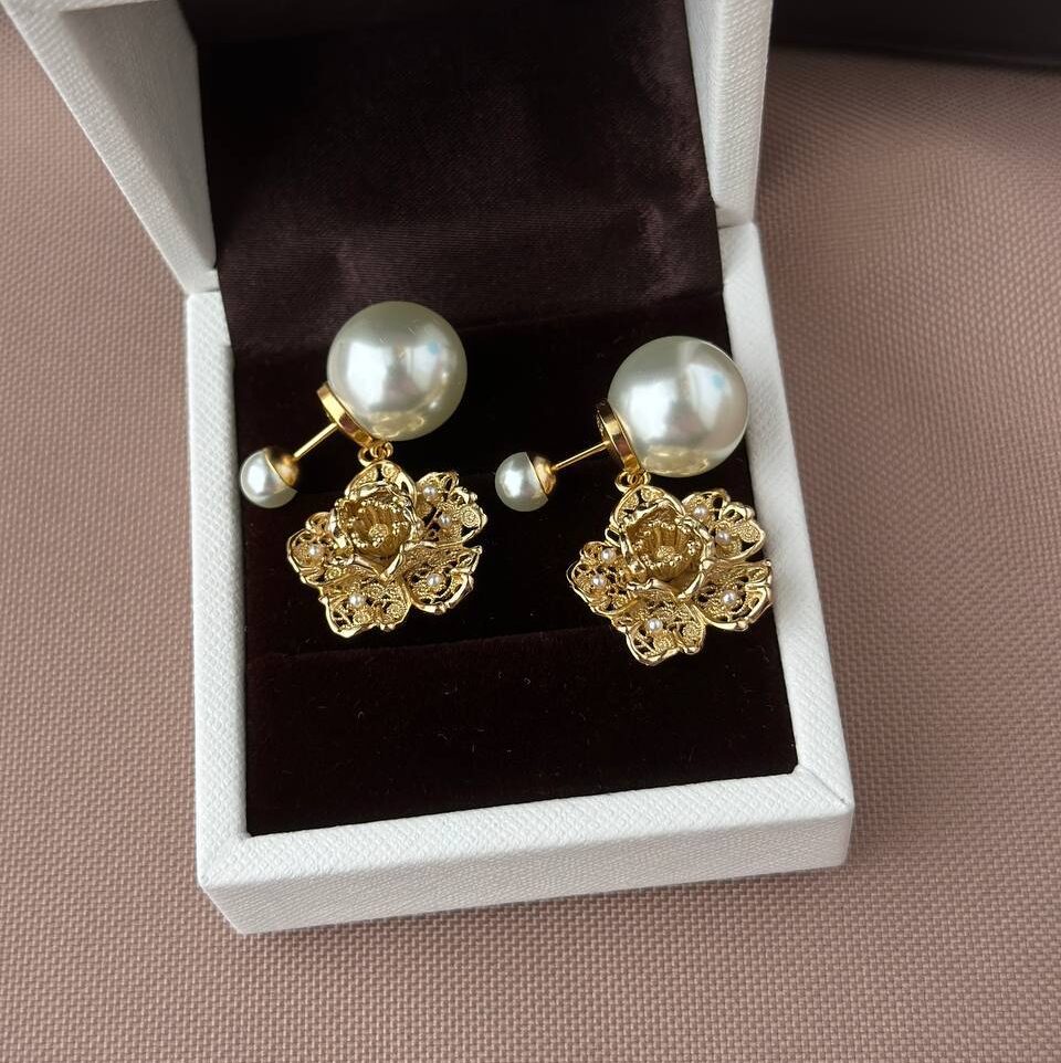 Фото Серьги Dior Tribales B5504