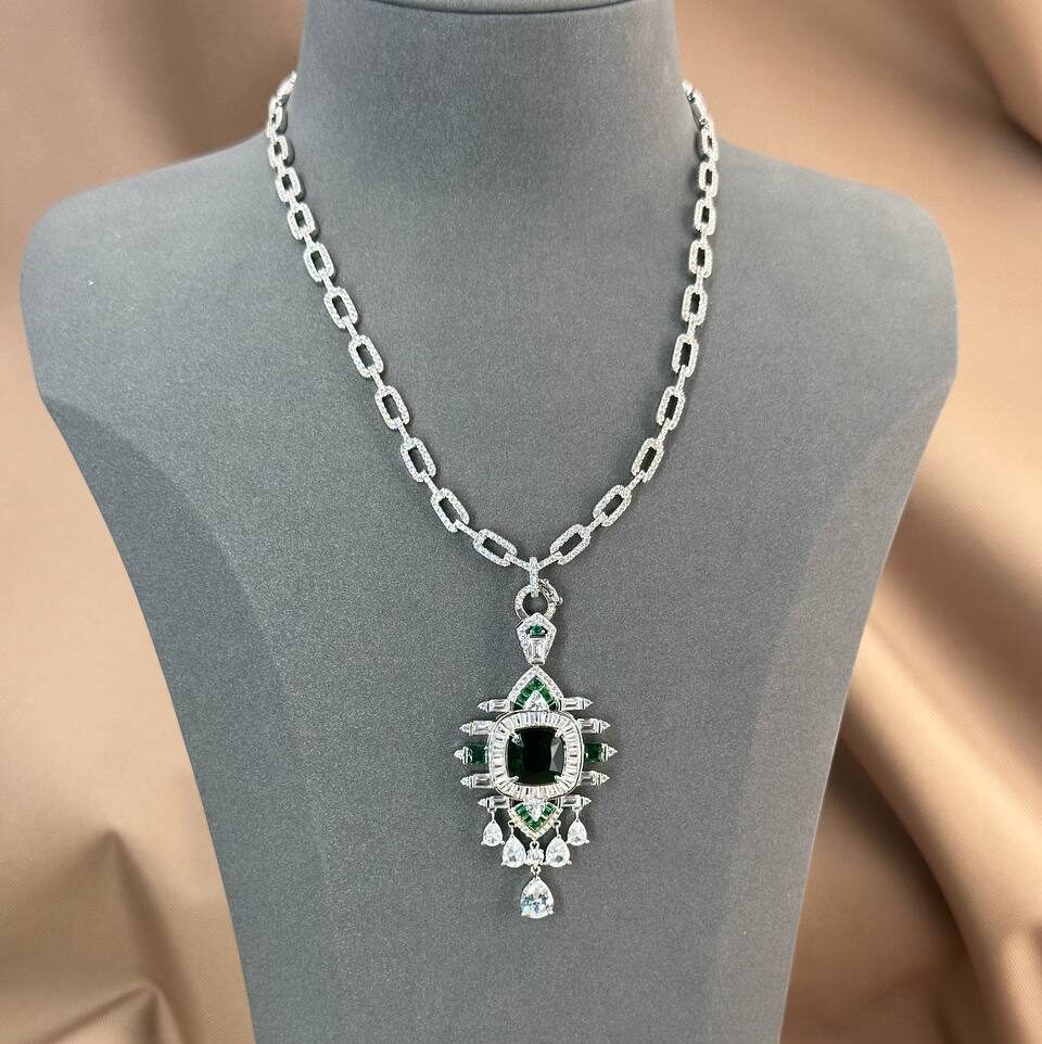 Фото Колье Bvlgari B5524