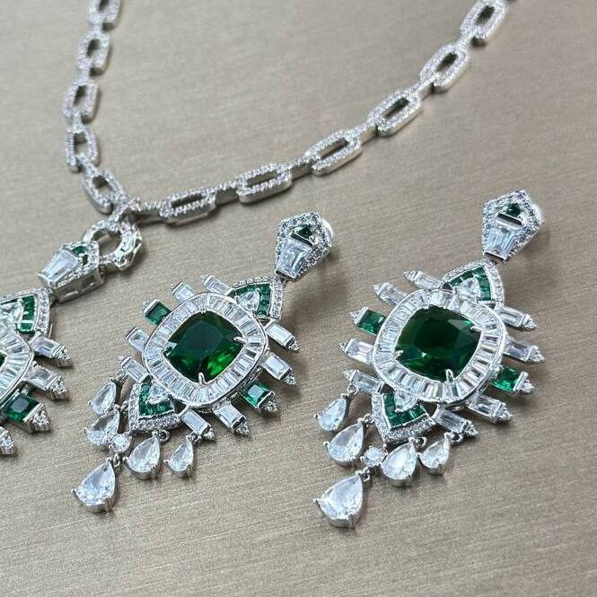 Фото Серьги Bvlgari B5525
