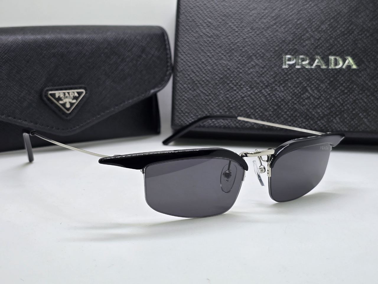 Фото Очки Prada S11098