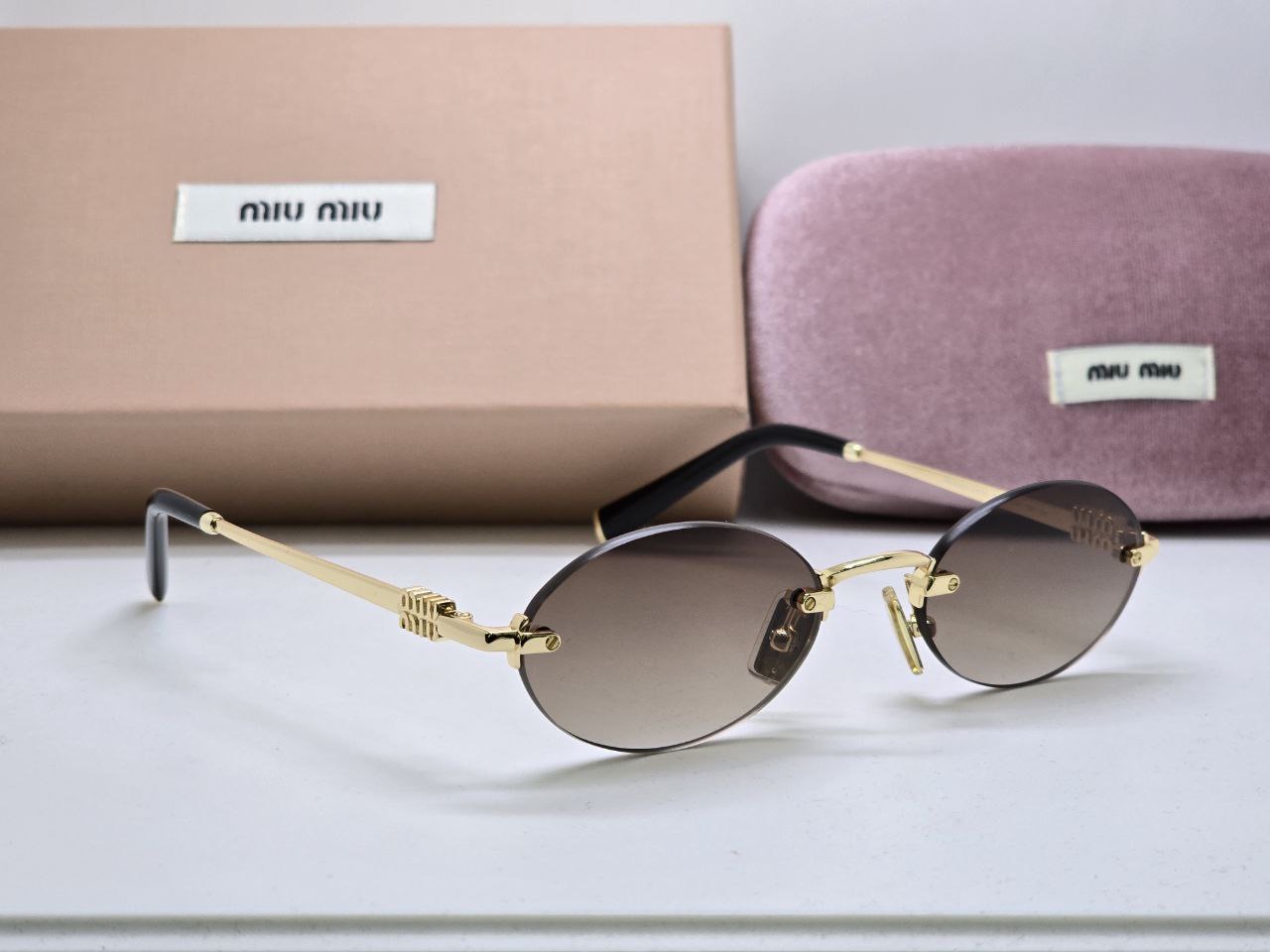 Фото Очки Miu Miu Logo B5651