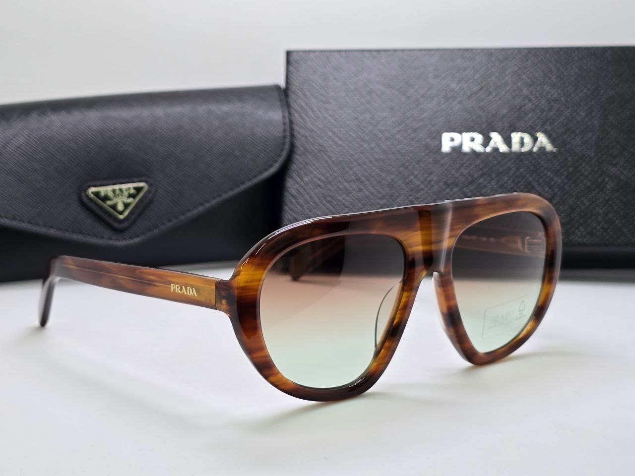 Фото Очки Prada B5667