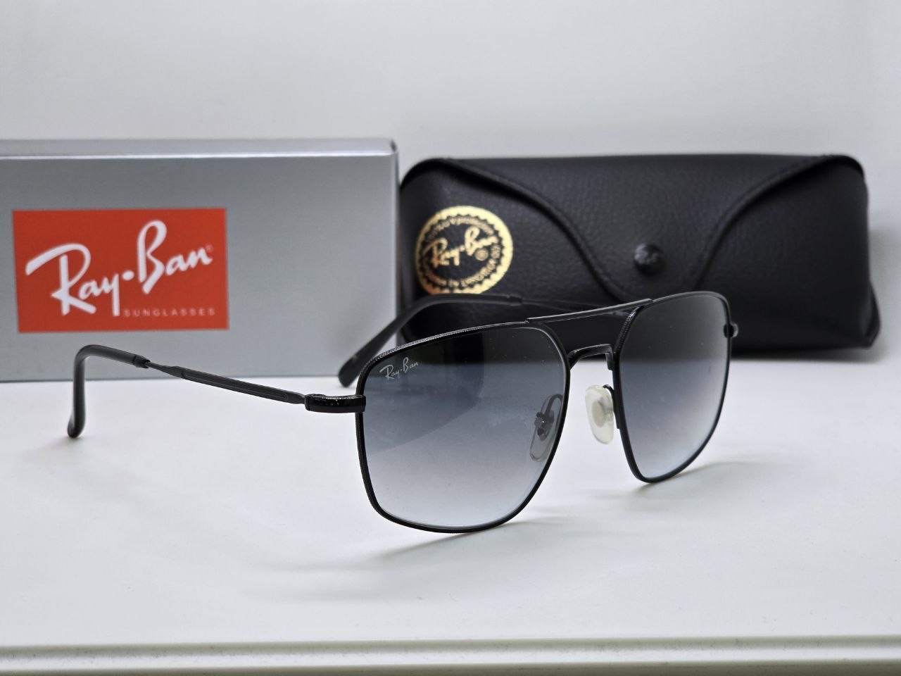 Фото Очки Ray-Ban B5682