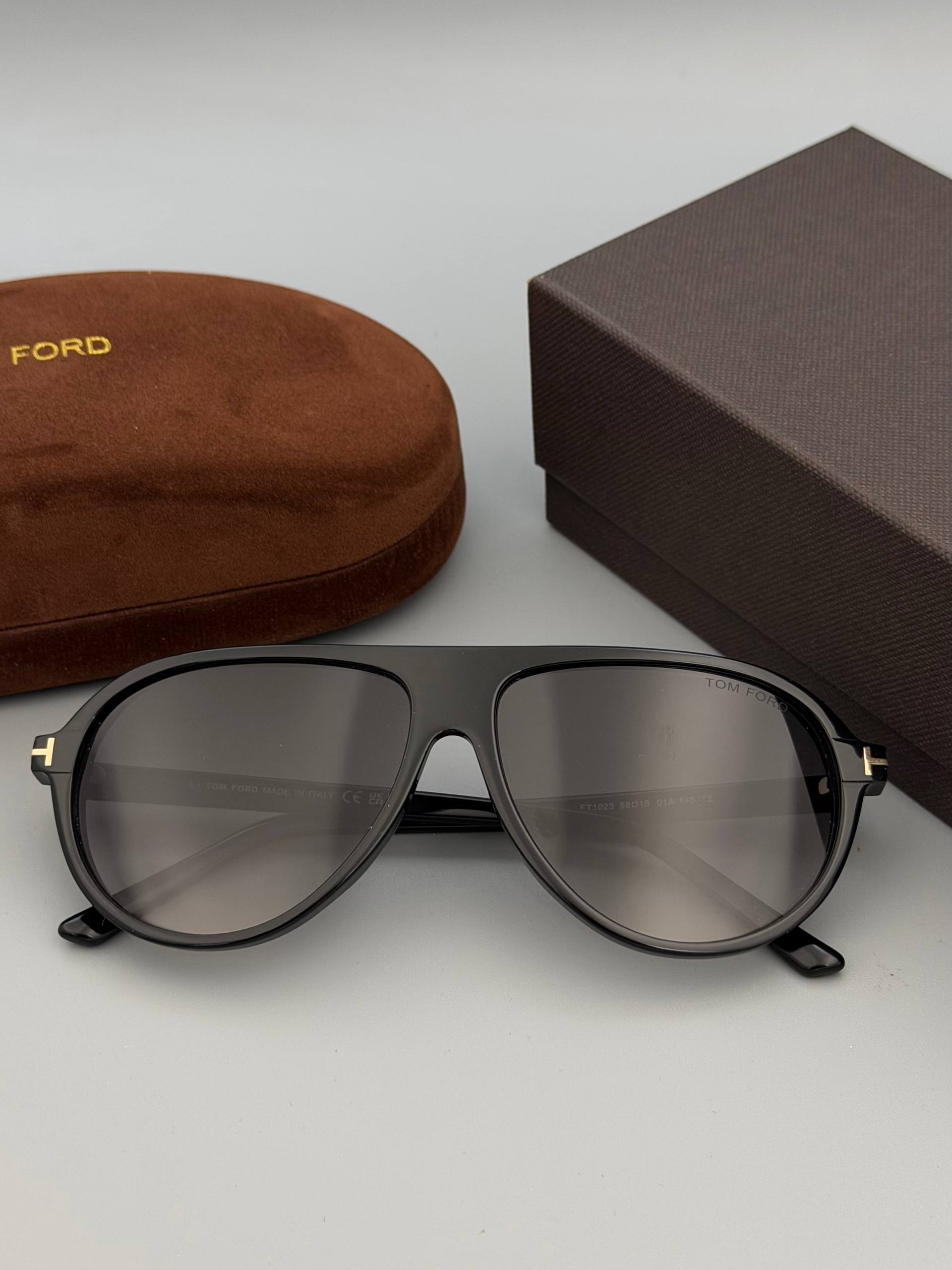 Фото Очки Tom Ford S11302