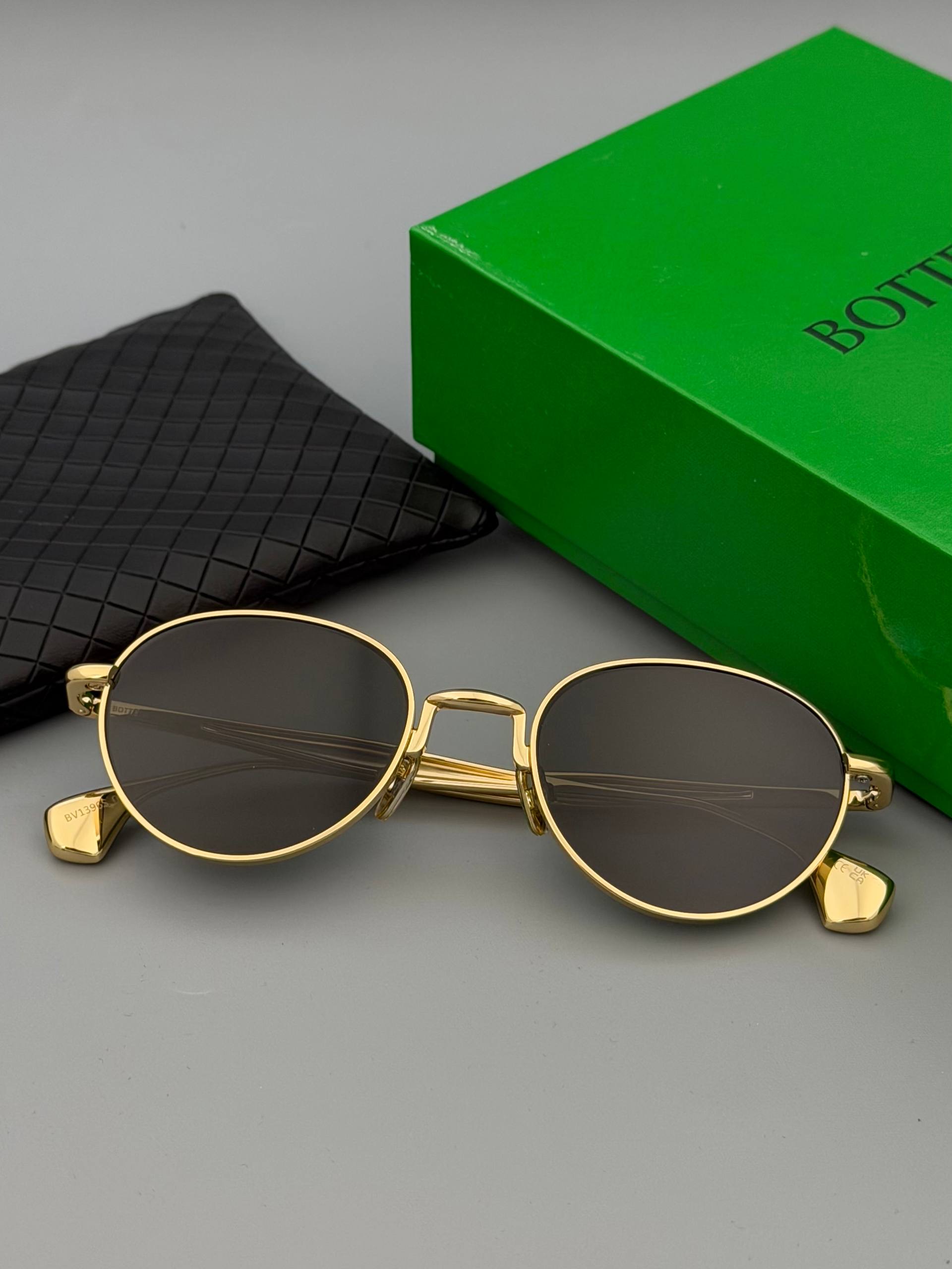 Фото Очки Bottega Veneta S11329