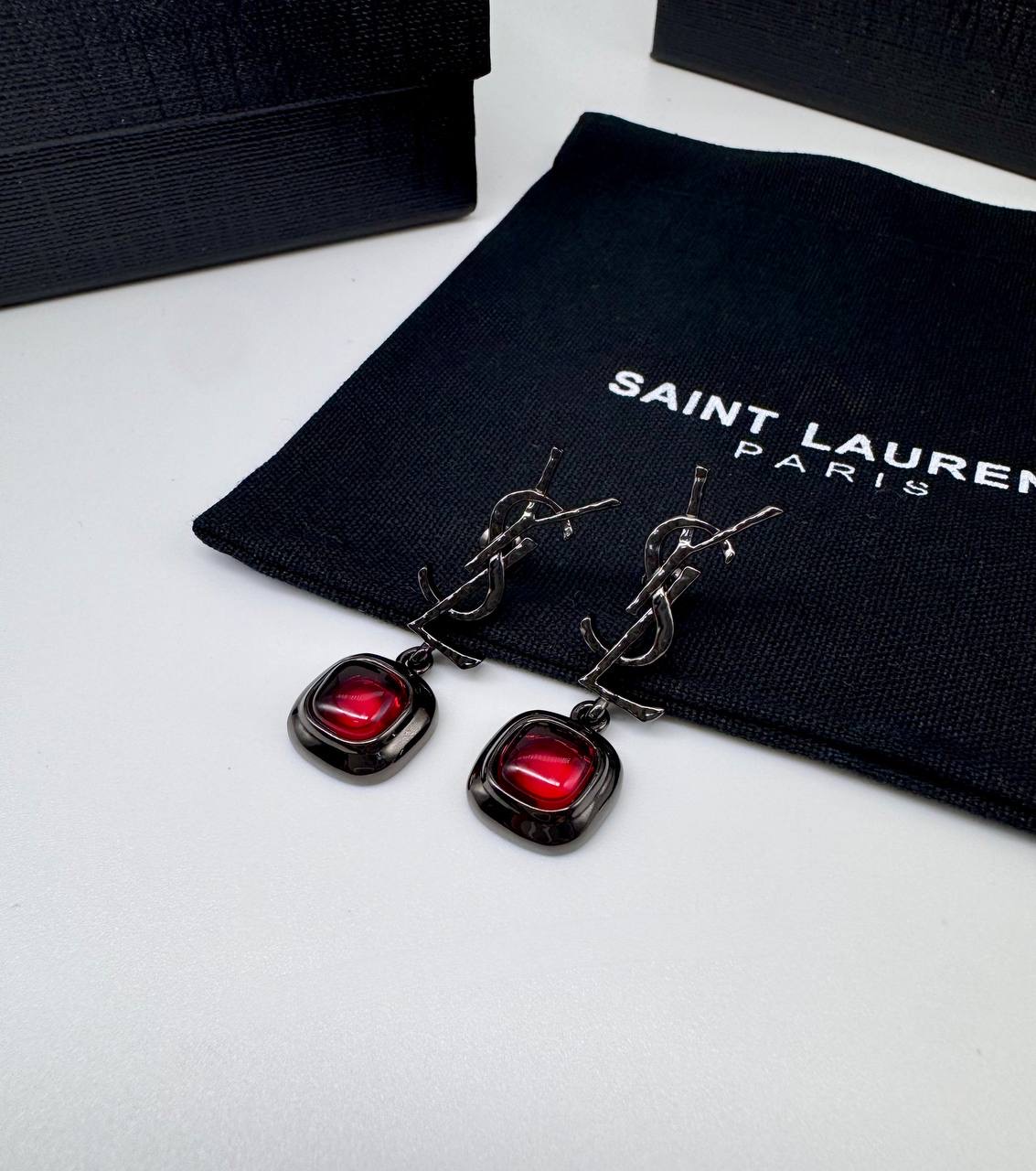 Фото Серьги Yves Saint Laurent S11347