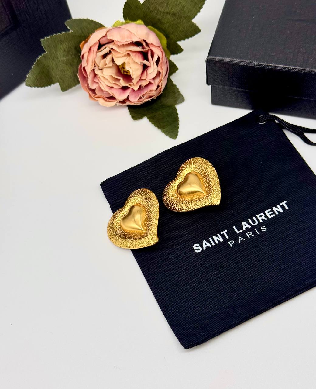 Фото Серьги-клипсы Yves Saint Laurent S11346