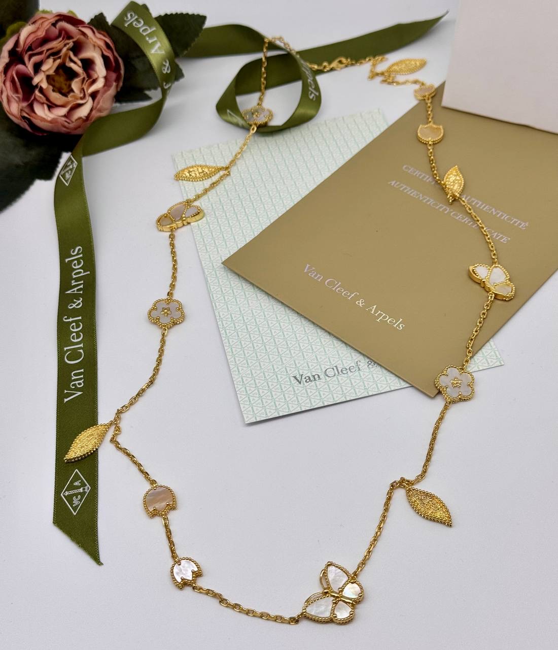 Фото Колье Van Cleef & Arpels Lucky Alhambra S11350
