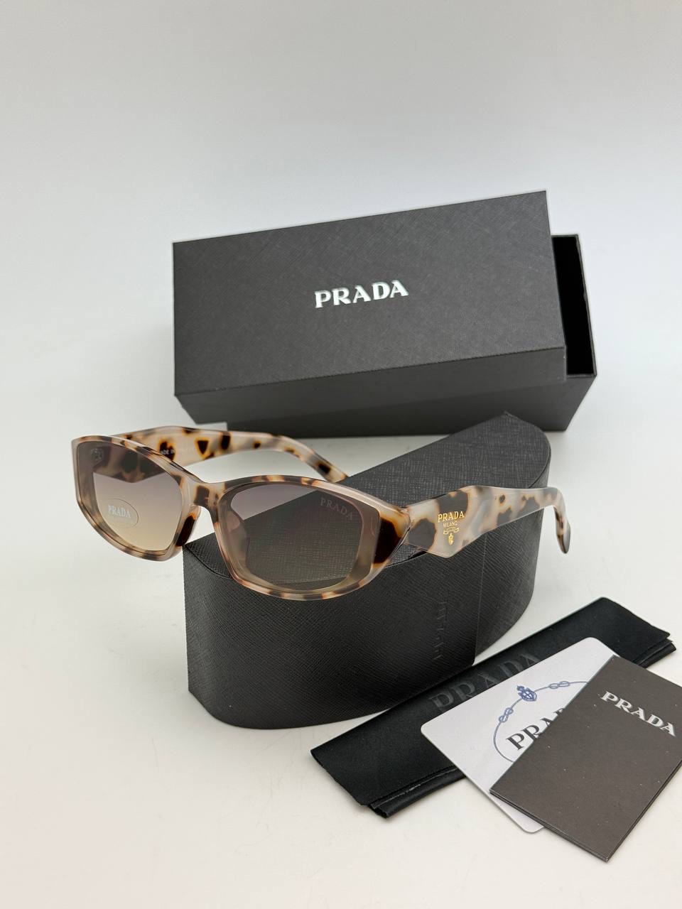 Фото Очки Prada S11389