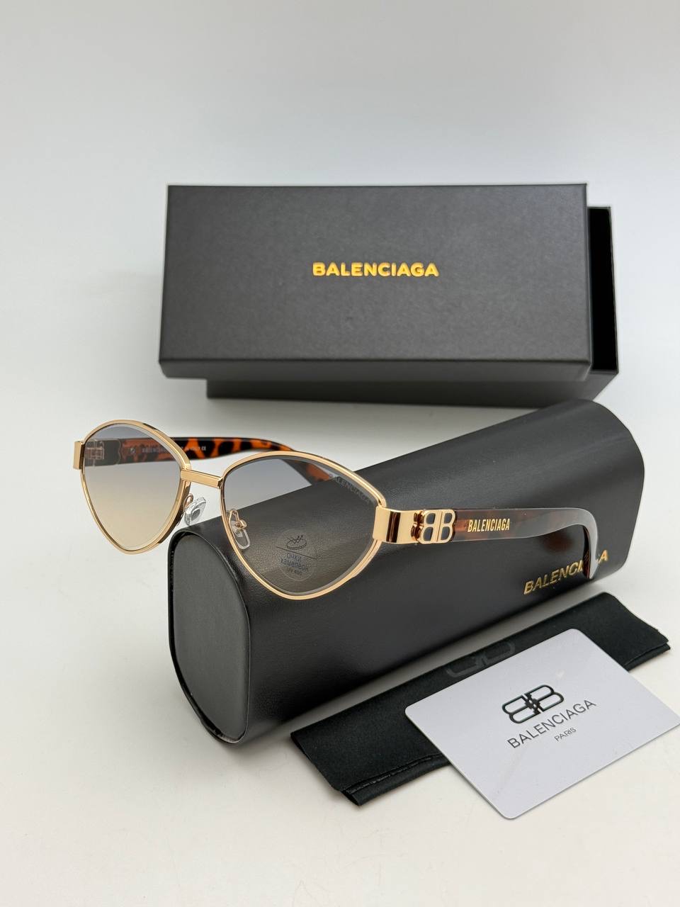 Фото Очки Balenciaga S11484
