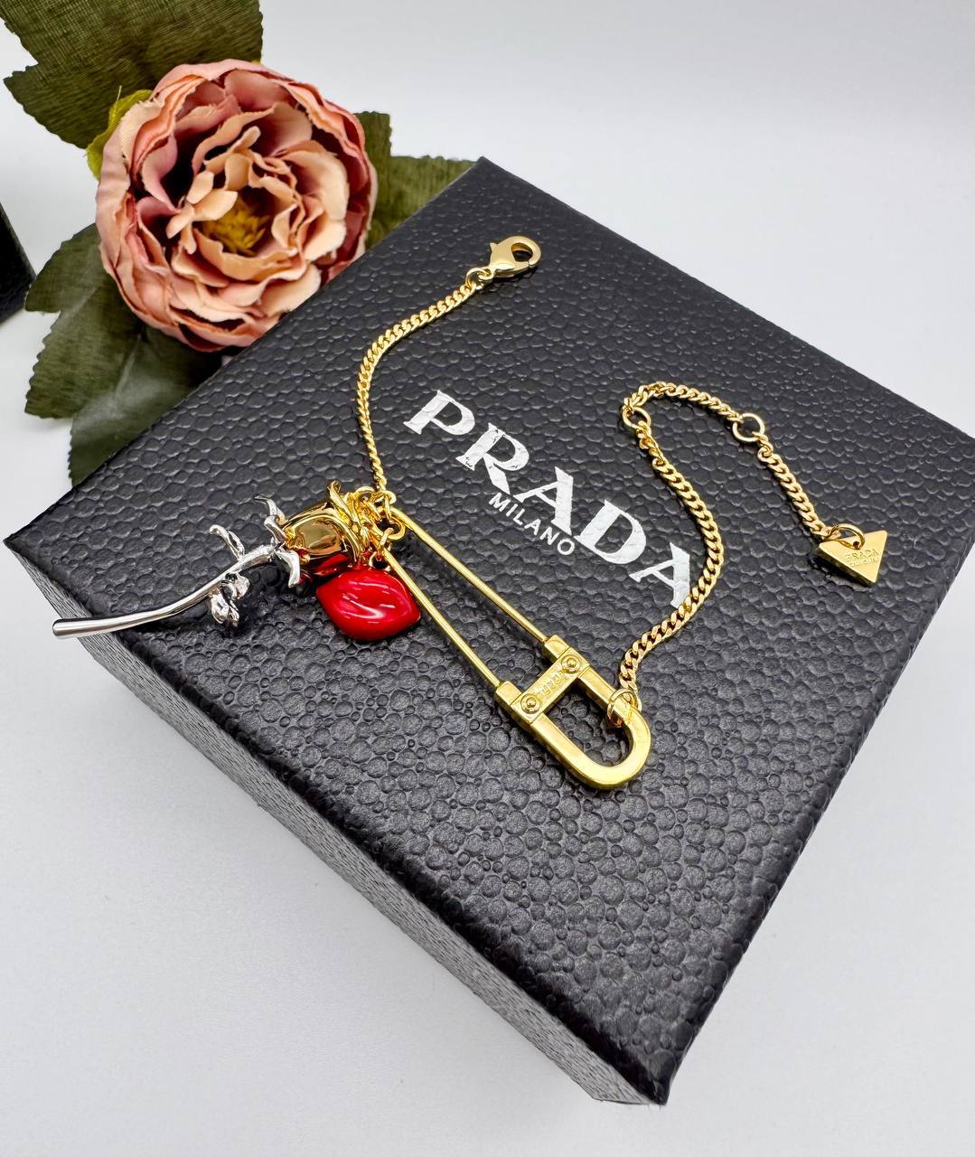 Фото Браслет Prada S11339