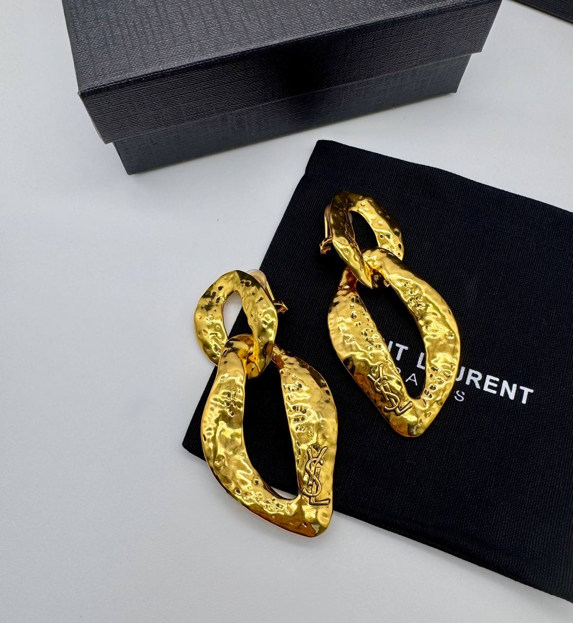 Фото Серьги-клипсы Yves Saint Laurent S16507